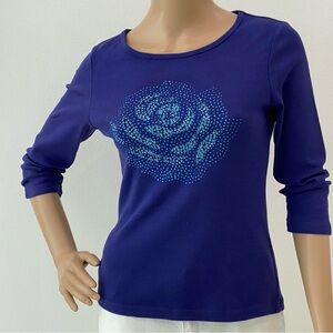Pretty and Sparkly New York & Company  Fitted Graphic Top, Size S
